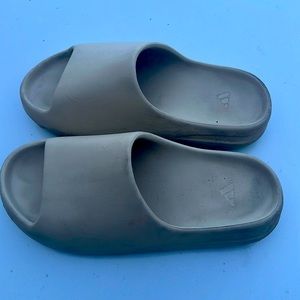 Size 11 Yeezy slides.  Worn a handful of times and in amazing shape.